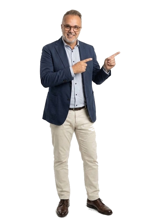 Consulente Essemme che indica le auto usate